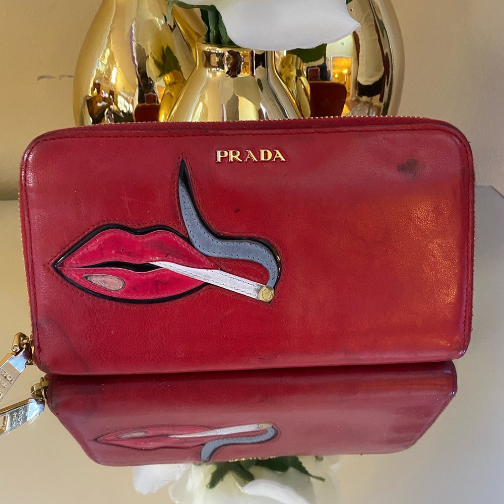Prada wallet